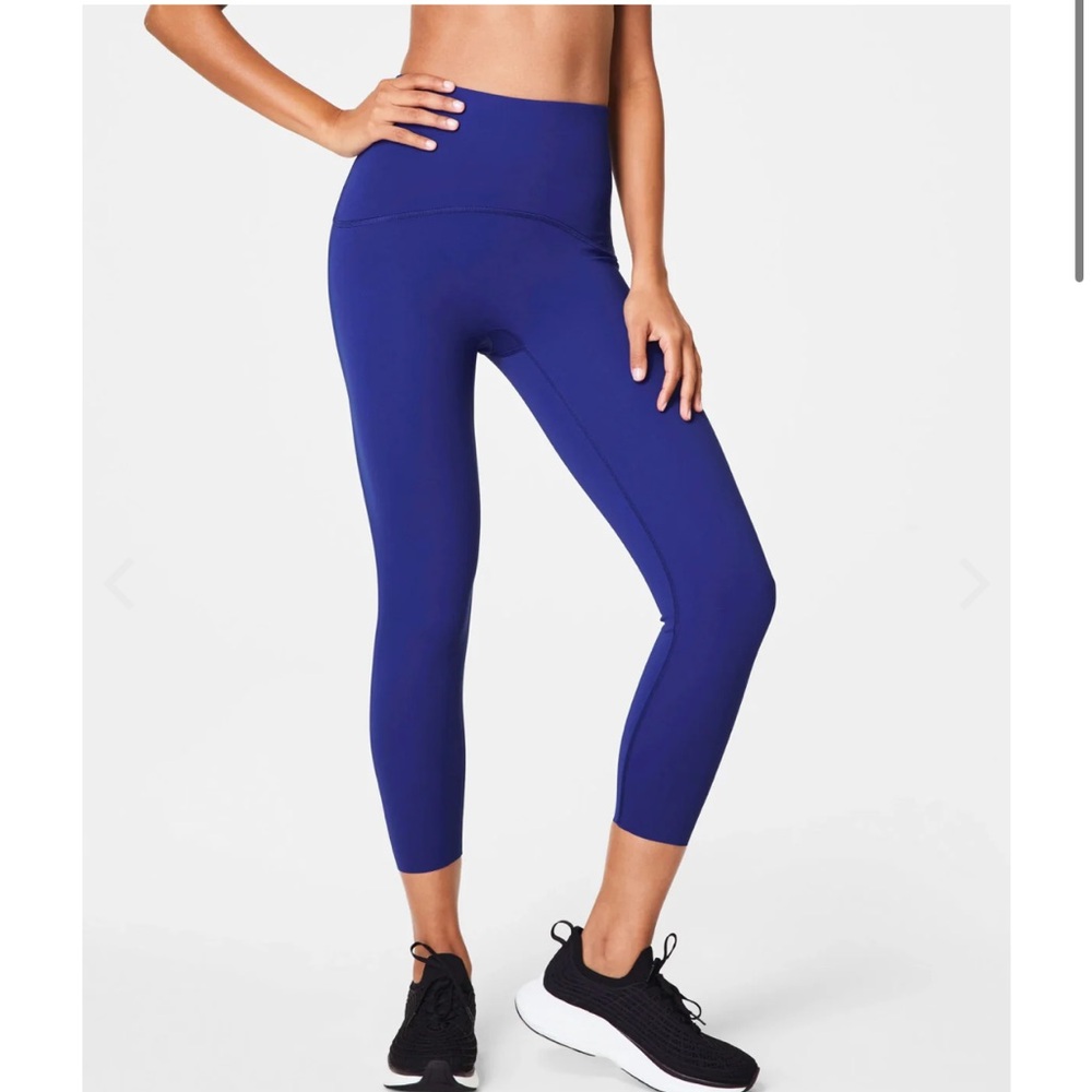 SPANXshape Booty Boost 7/8 Leggings size small deep azure